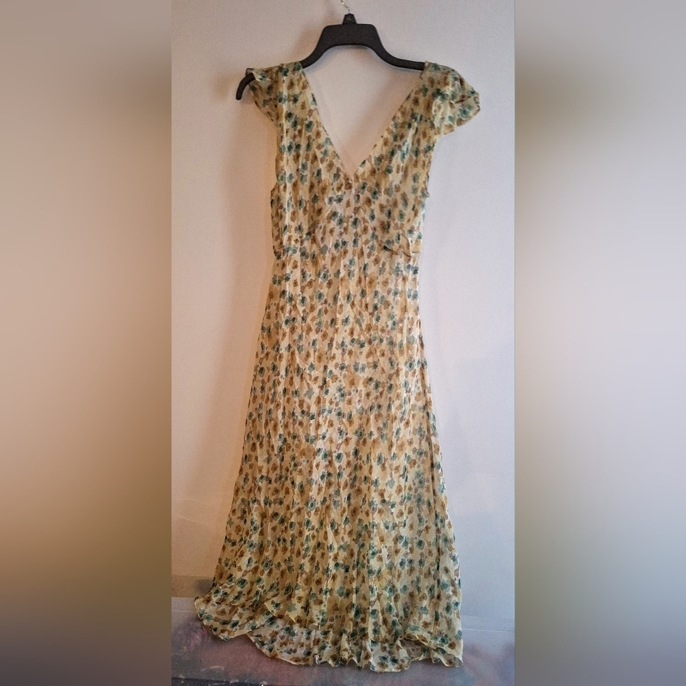 Studio M Silk Floral Dress - Picture 2 of 8